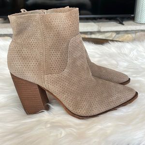 Vince Camuto heeled booties